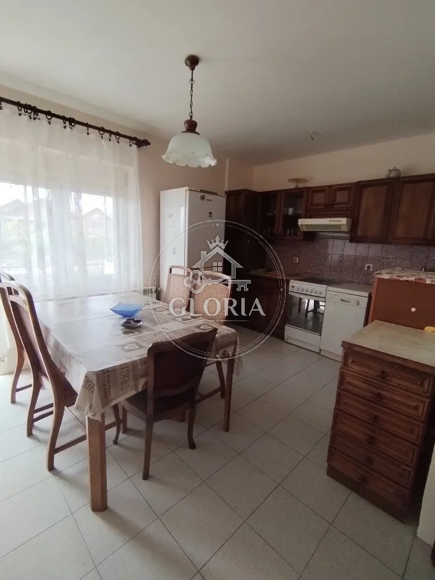 Трёхкомнатная квартира, 70 м², Палилула, фото 2