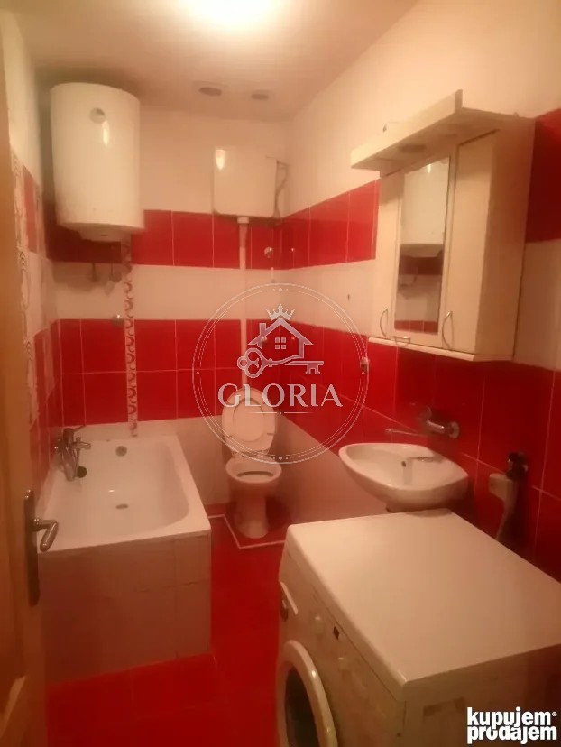 Двухкомнатная квартира, 46 м², Земун, фото 10