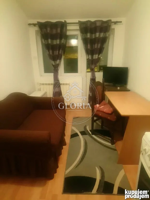 Двухкомнатная квартира, 46 м², Земун, фото 12