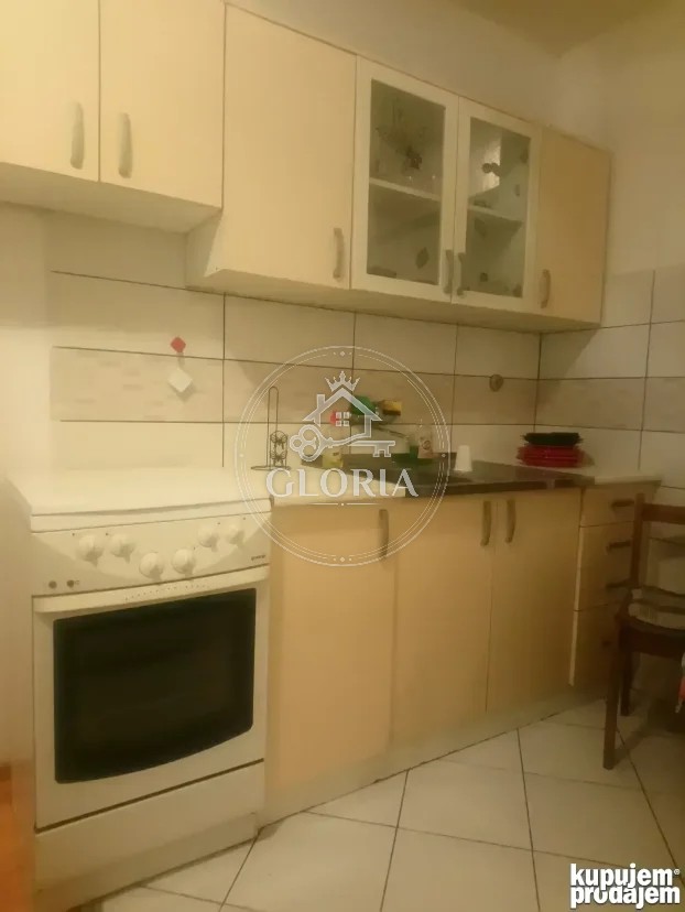 Двухкомнатная квартира, 46 м², Земун, фото 6
