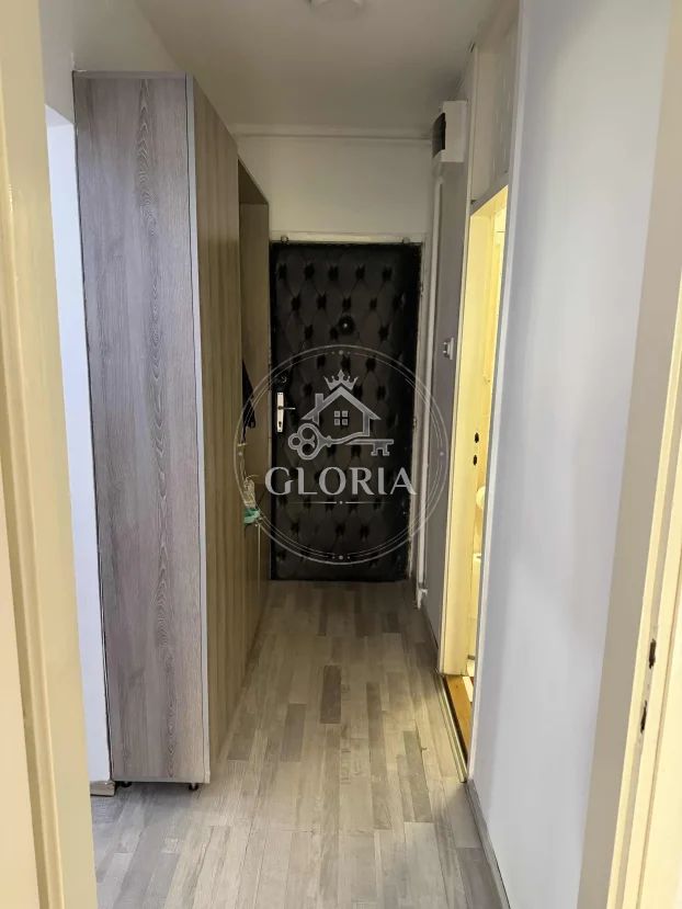 Трёхкомнатная квартира, 74 м², Блок 70 (kineski тржни centar), Новый Белград, фото 2