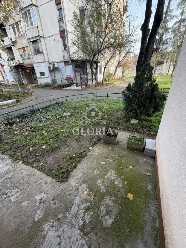 Трёхкомнатная квартира, 74 м², Блок 70 (kineski тржни centar), Новый Белград, фото 6