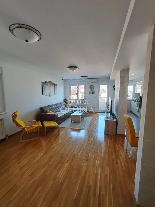 Трёхкомнатная квартира, 80 м², Борча, Палилула