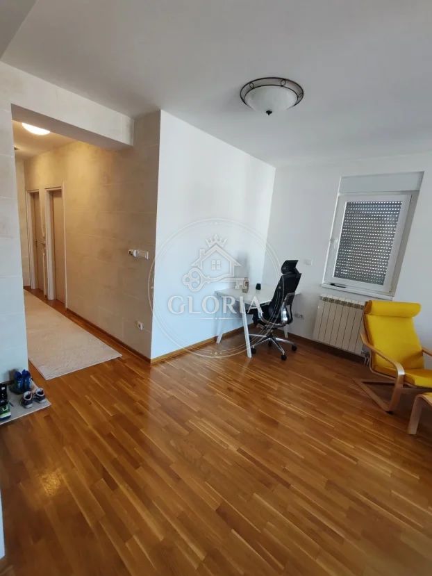 Трёхкомнатная квартира, 80 м², Борча, Палилула, фото 4