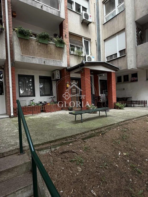 Двухкомнатная квартира, 34 м², Центр, Раковица