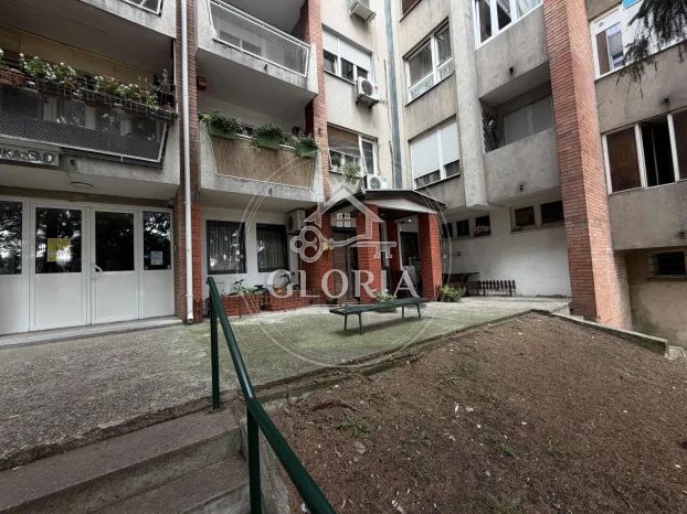 Двухкомнатная квартира, 34 м², Центр, Раковица, фото 2