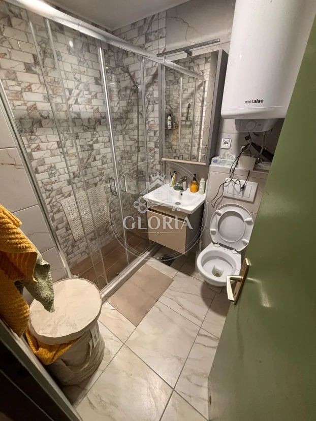 Трёхкомнатная квартира, 88 м², Раковица, фото 2