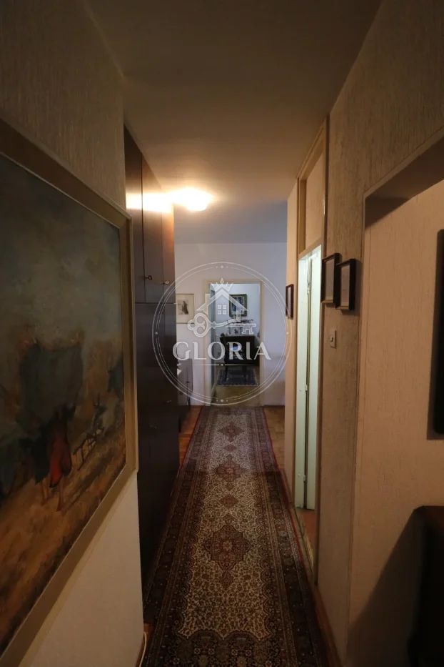 2,5-комнатная квартира, 78 м², Хотел Югославия, Новый Белград, фото 2
