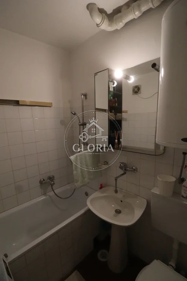 2,5-комнатная квартира, 78 м², Хотел Югославия, Новый Белград, фото 4