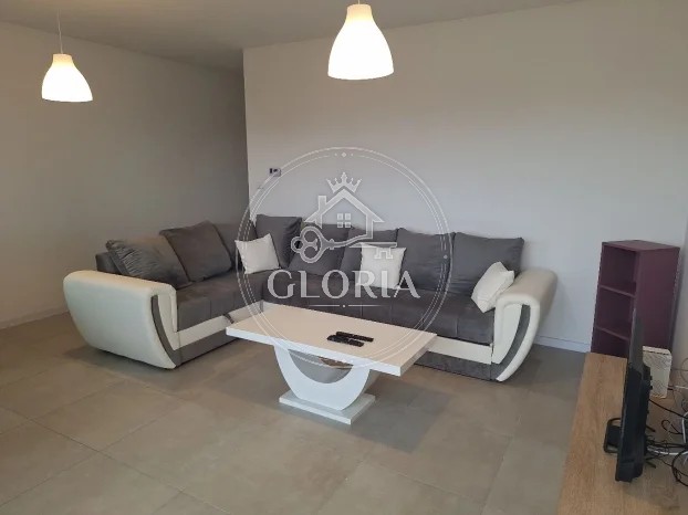 Двухкомнатная квартира, 50 м², Земун, фото 2