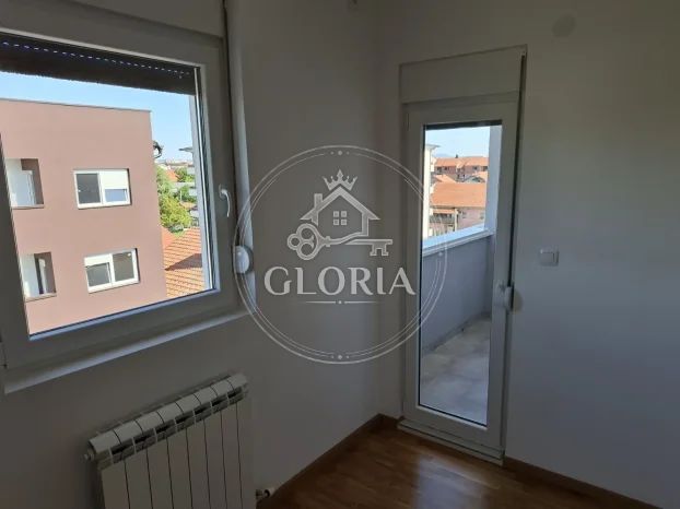 1,5-комнатная квартира, 40 м², Земун, фото 14