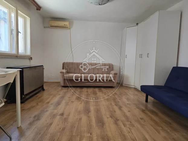 Однокомнатная квартира, 30 м², Олимп, Звездара