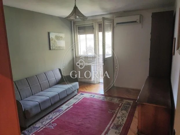 Однокомнатная квартира, 42 м², Горни град, Земун