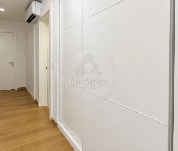 Трёхкомнатная квартира, 75 м², Новый Белград, фото 4