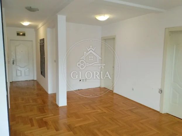 3,5-комнатная квартира, 80 м², Вождовац, фото 3