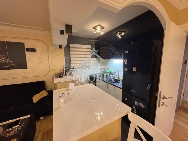 Трёхкомнатная квартира, 77 м², Гроцка, фото 2
