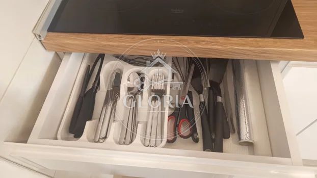 Двухкомнатная квартира, 54 м², Звездара, фото 10