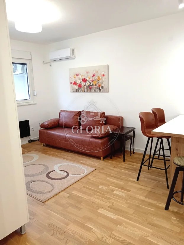 1,5-комнатная квартира, 40 м², Звездара, фото 4
