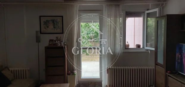 Четырёхкомнатная квартира, 104 м², Земун, фото 2