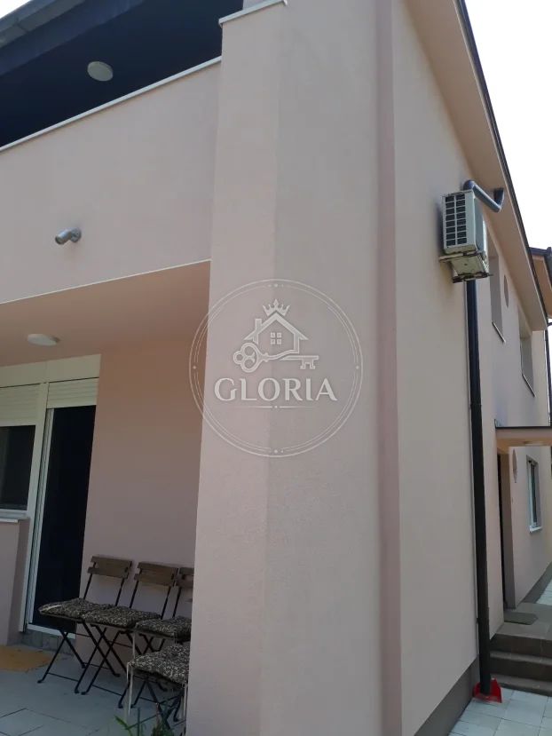 Четырёхкомнатная квартира, 104 м², Земун, фото 4