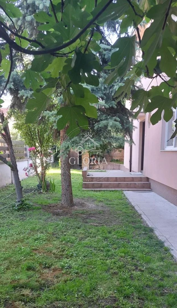 Четырёхкомнатная квартира, 104 м², Земун, фото 5