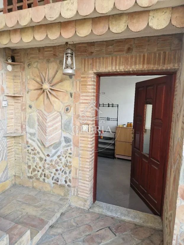 Трёхкомнатная квартира, 100 м², Палилула