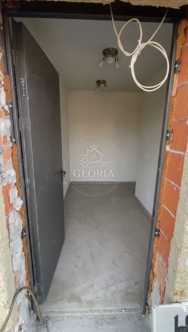 Дом, 220 м², © ОпенСтреетМап цонтрибуторс, Земун, фото 4